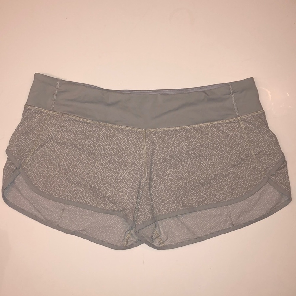 Size 10 lululemon shorts